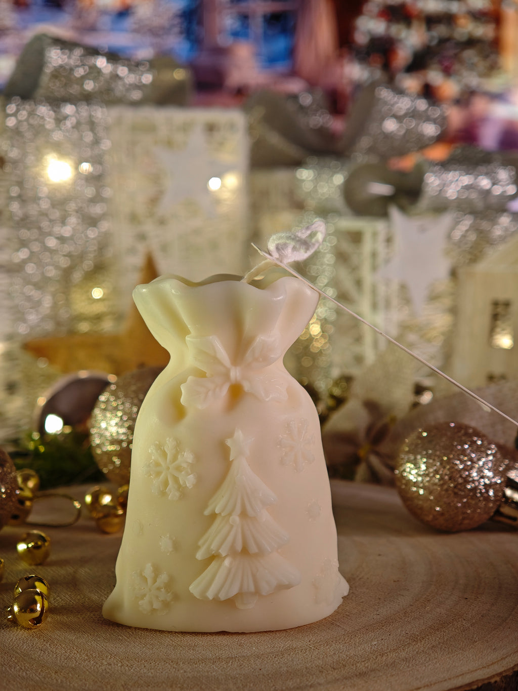 Handgemachte Geschenkbeutel-Kerze – Weihnachtsedition (vegan & nachhaltig)