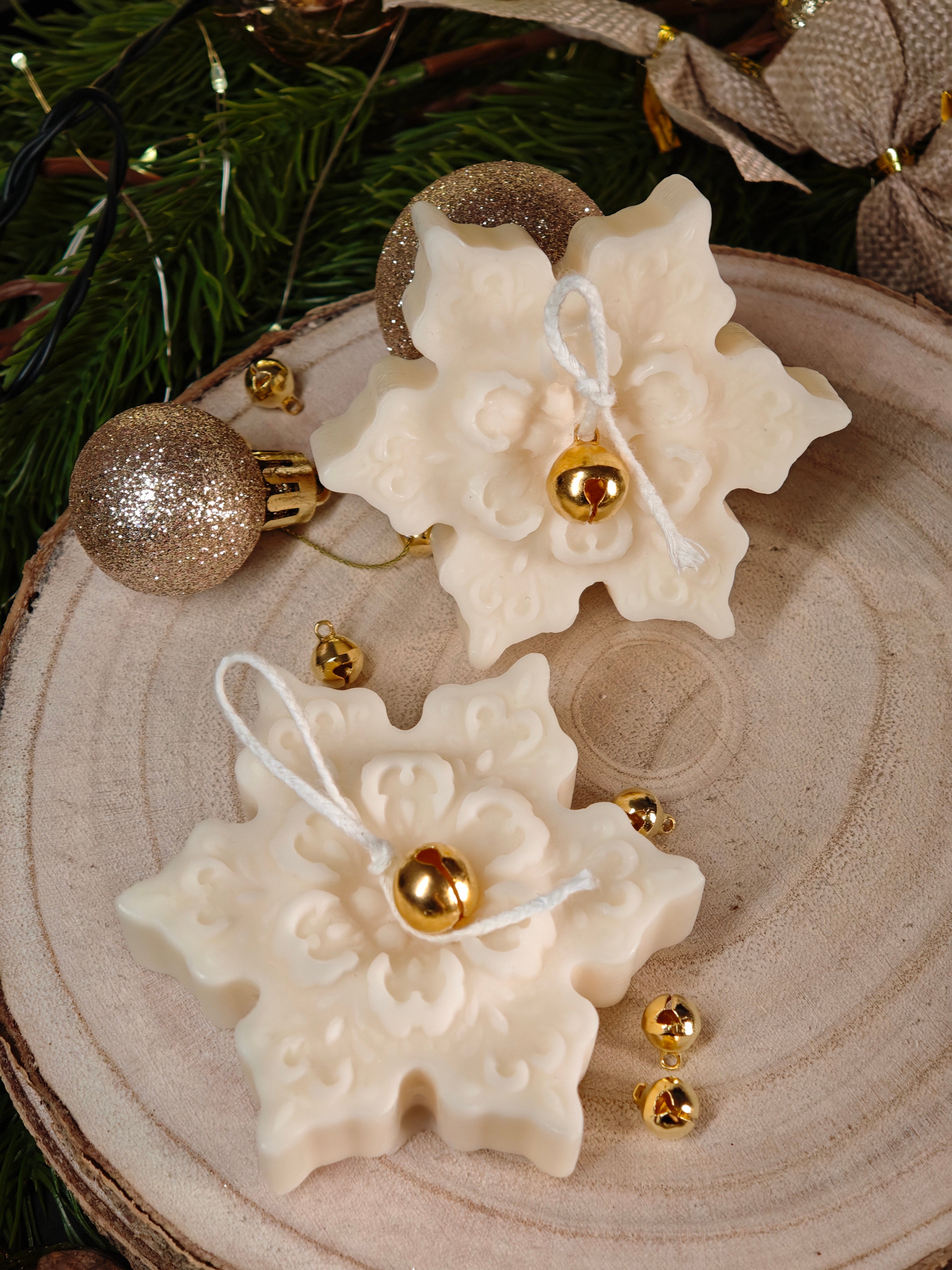 Handgemachte Schneeflocken-Kerze – (vegan & nachhaltig)