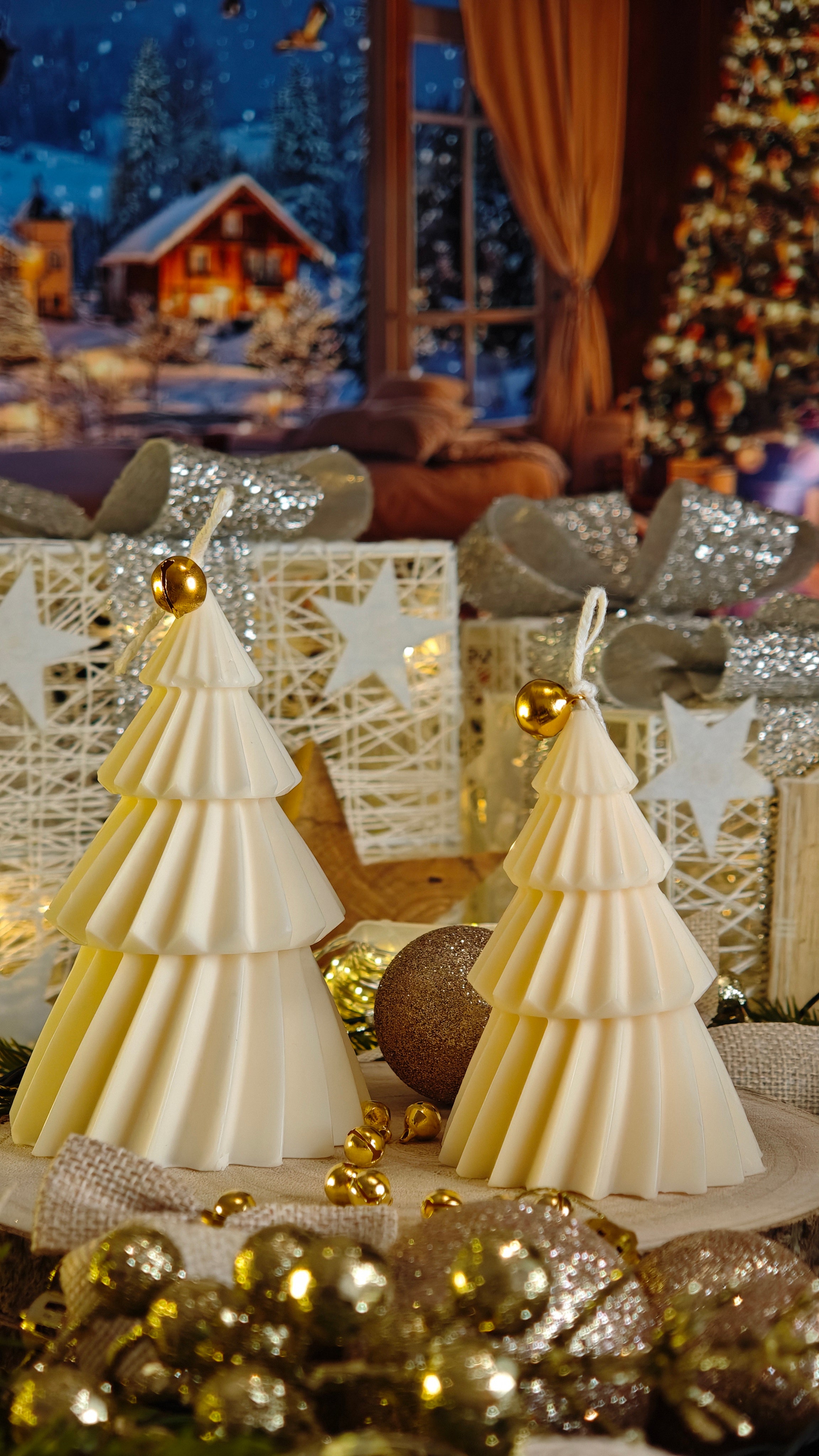 Handgemachte Weihnachtsbaum-Kerze (vegan & nachhaltig, in zwei Größen)