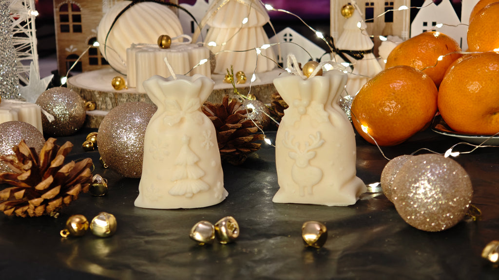 Handgemachte Geschenkbeutel-Kerze – Weihnachtsedition (vegan & nachhaltig)
