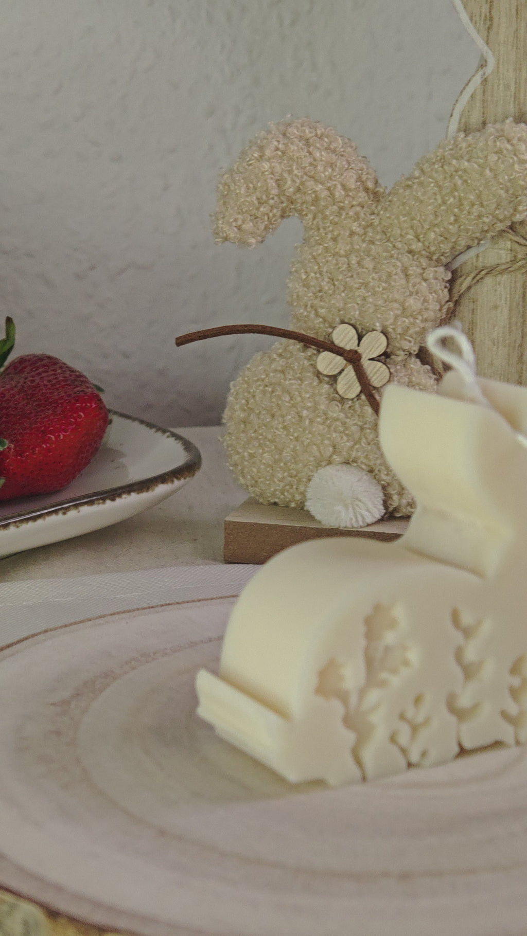 Hasenkerze – dekorative Osterkerze als fertiges Geschenk